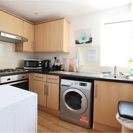 Lovely Private Bedrooms In Euston, Central 런던 외부 사진