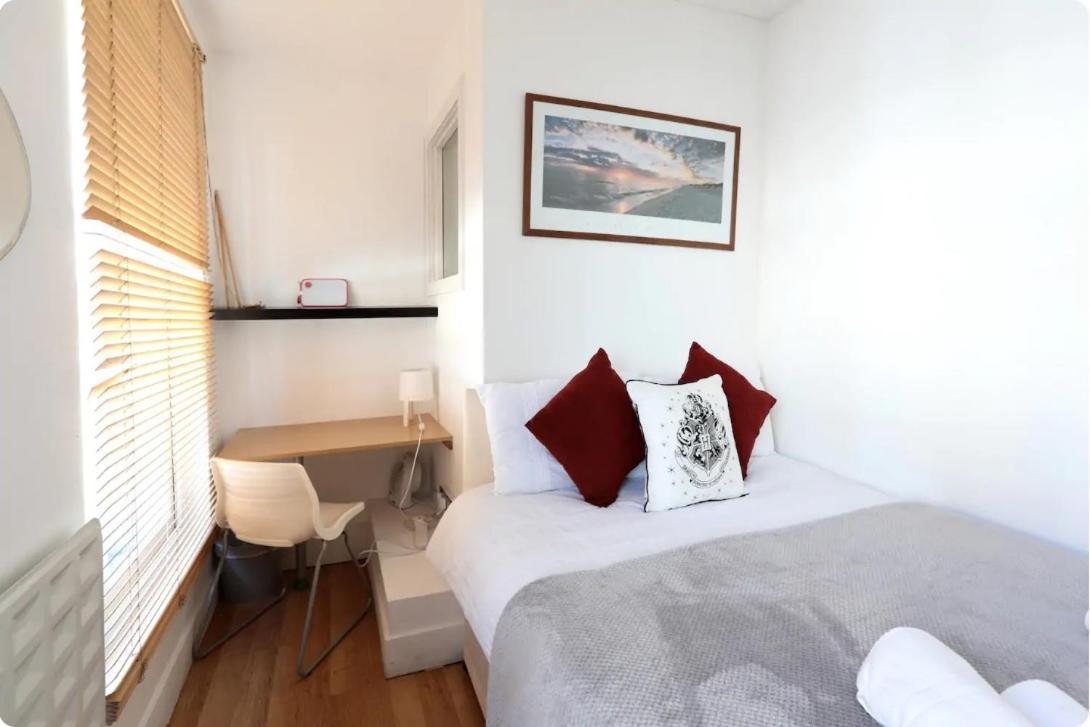 Lovely Private Bedrooms In Euston, Central 런던 외부 사진