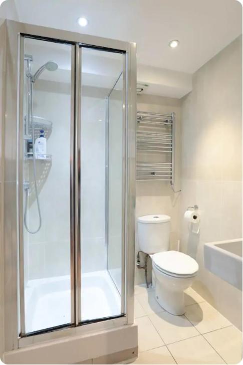 Lovely Private Bedrooms In Euston, Central 런던 외부 사진